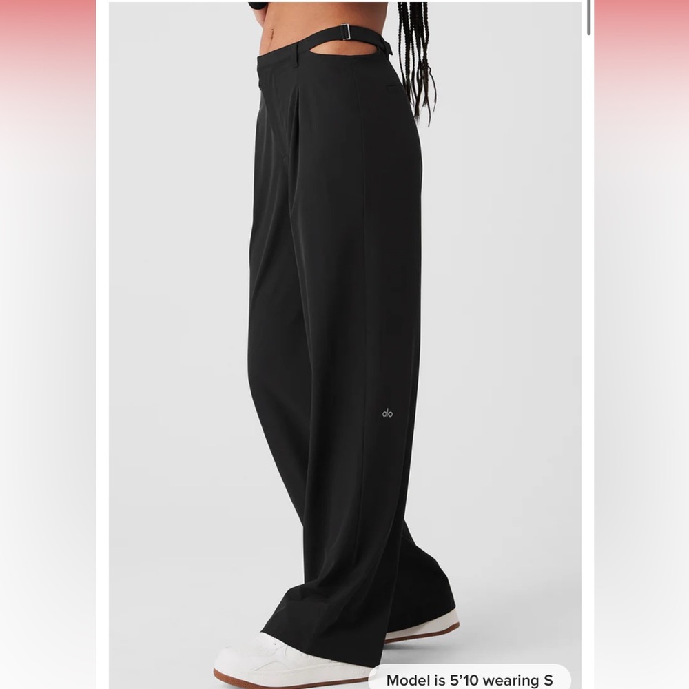 ALO Yoga Mid-Rise Showdown Trouser